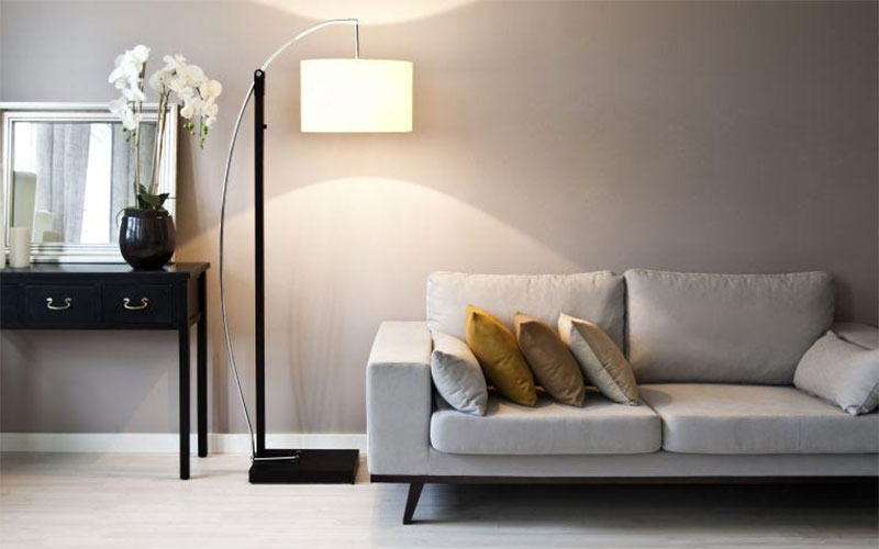 Cómo cambiar la posición del interuptor de la lámpara